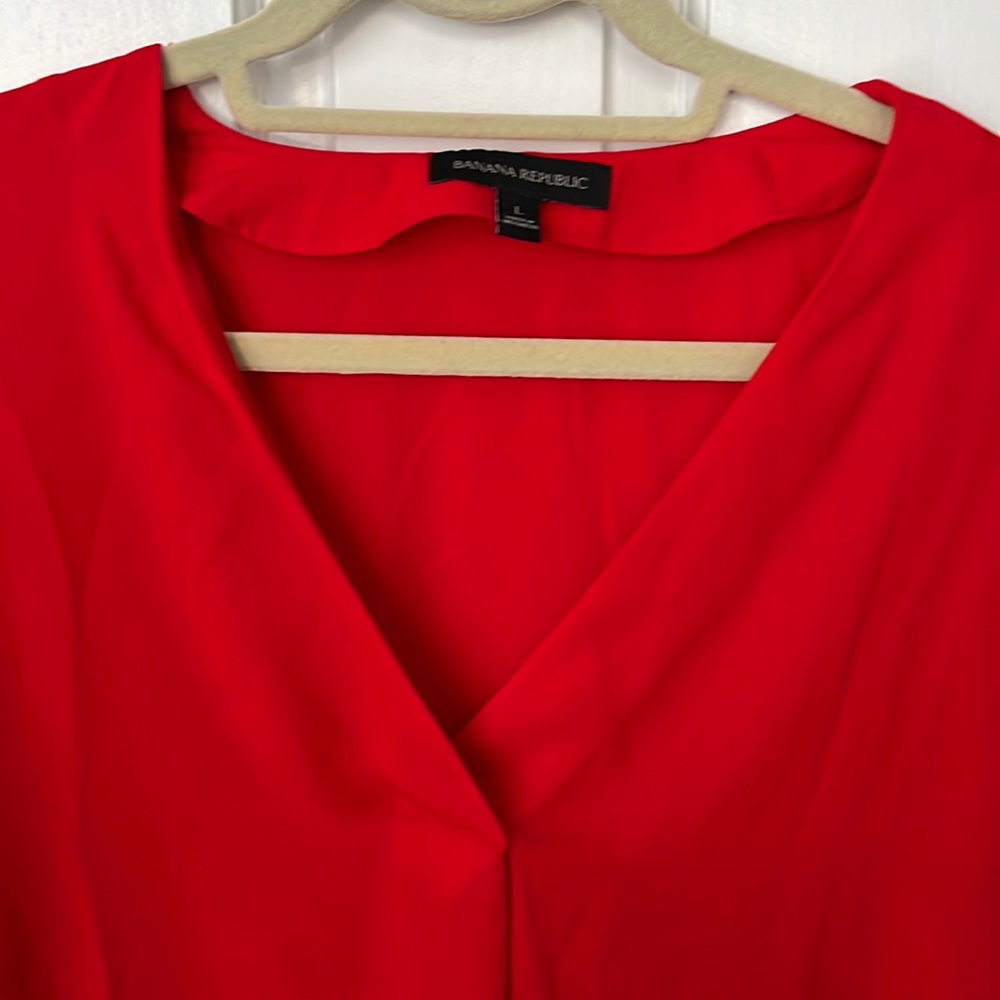 Gorgeous red Banana Republic silky blouse in size large!